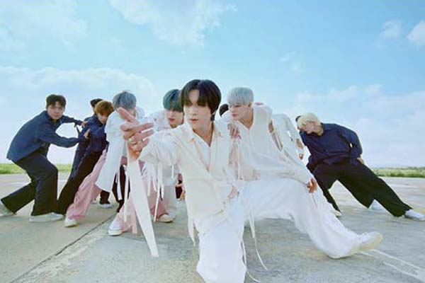 NCT DREAM将于本周出演音乐节目，今天首次公开新曲《Broken Melodies》舞台，引发期