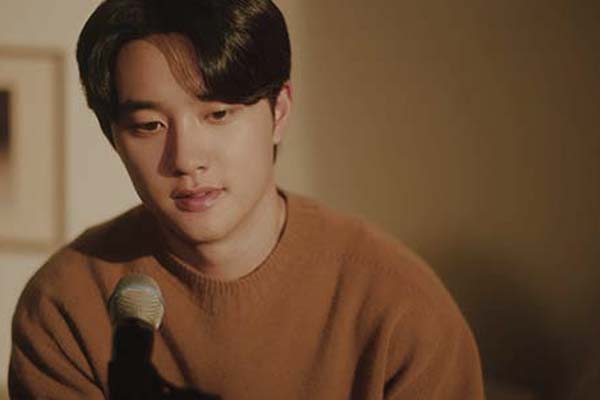 D.O.迷你2辑主打曲《Somebody》Live Clip公开，甜美的音色与感性的影像美吸引视线